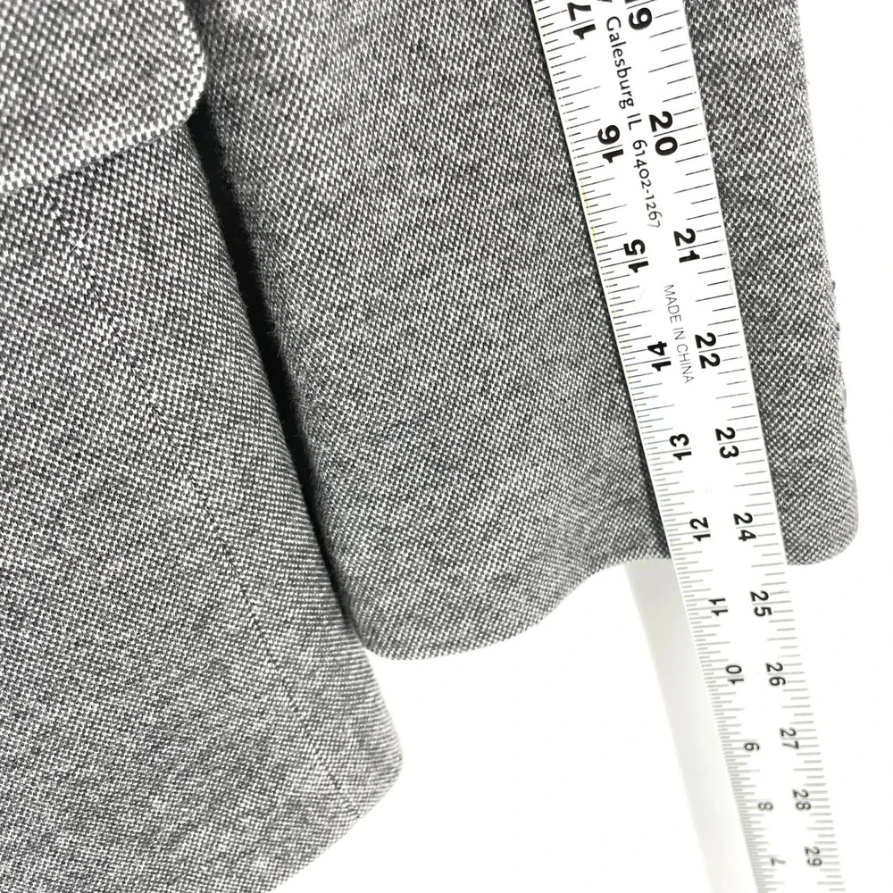 Banana Republic Slim Fit Gray Textured Two Button Blazer Mens 42R Sport Coat